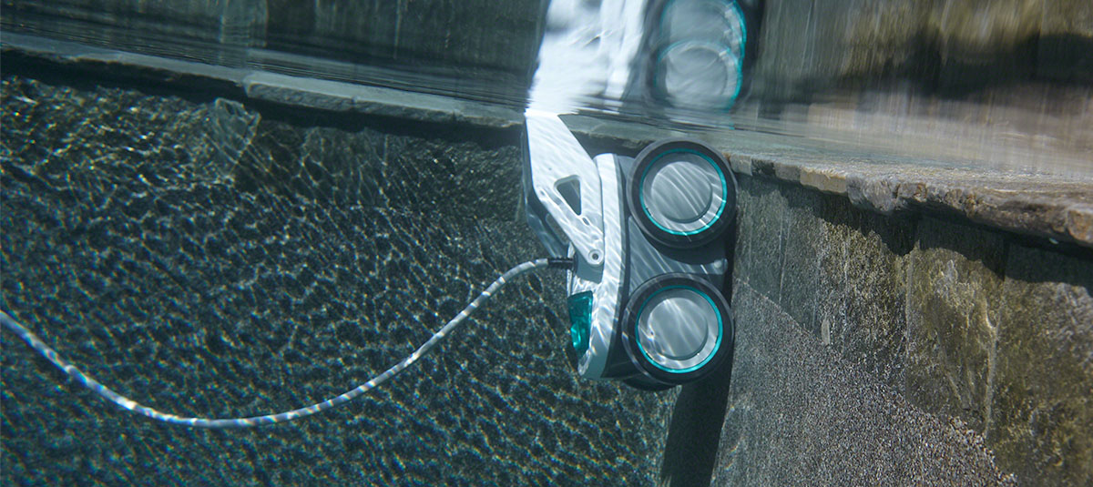 Robot lau dọn bể bơi iRobot Mirra 530