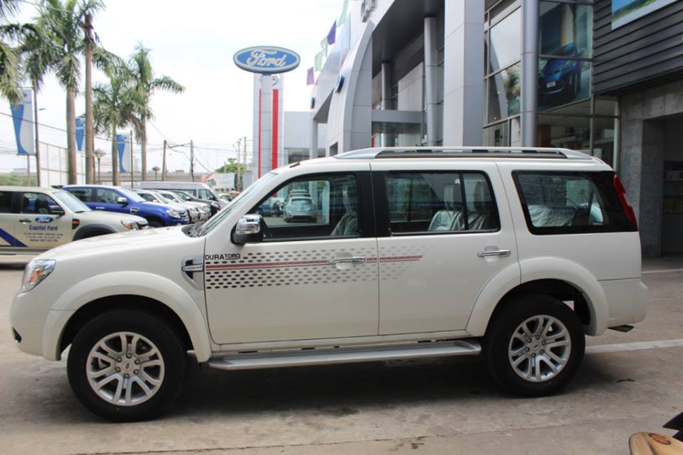 xe ford everest 2014