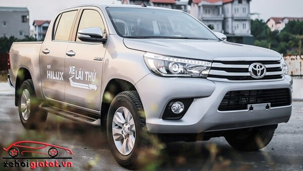 Toyota Hilux 2.8G AT 4x4
