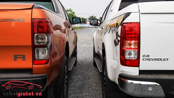 Đèn hậu xe Ford Ranger và Chevrolet Colorado