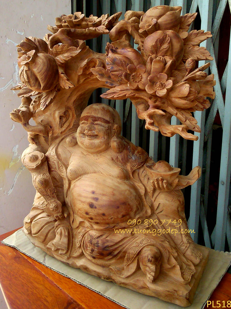 Phật Di Lặc gỗ ngọc am