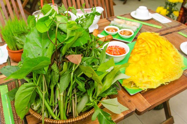 5 món ăn vặt phải thử khi du lịch Đà Nẵng - Bánh xèo