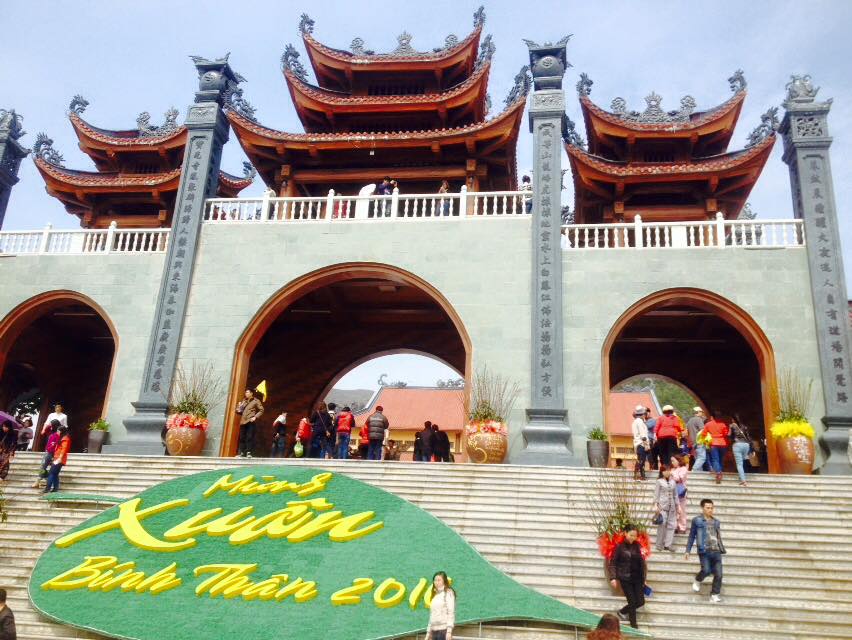 Chùa Ba Vàng - ngôi chùa có chính điện lớn nhất Việt Nam
