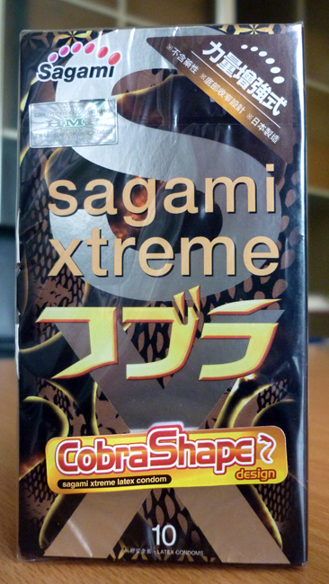 Bao cao su Sagami Xtreme Cobra thiết kế theo hình dáng rắn Hổ Mang Vàng