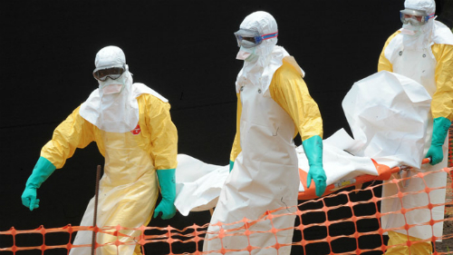Thế giới đang đối mặt nguy cơ dịch Ebola lan rộng. Ảnh: AFP.