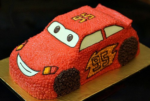 bánh sinh nhật xe hơi