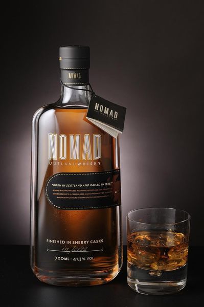 Rượu Nomad Outland Whisky giá