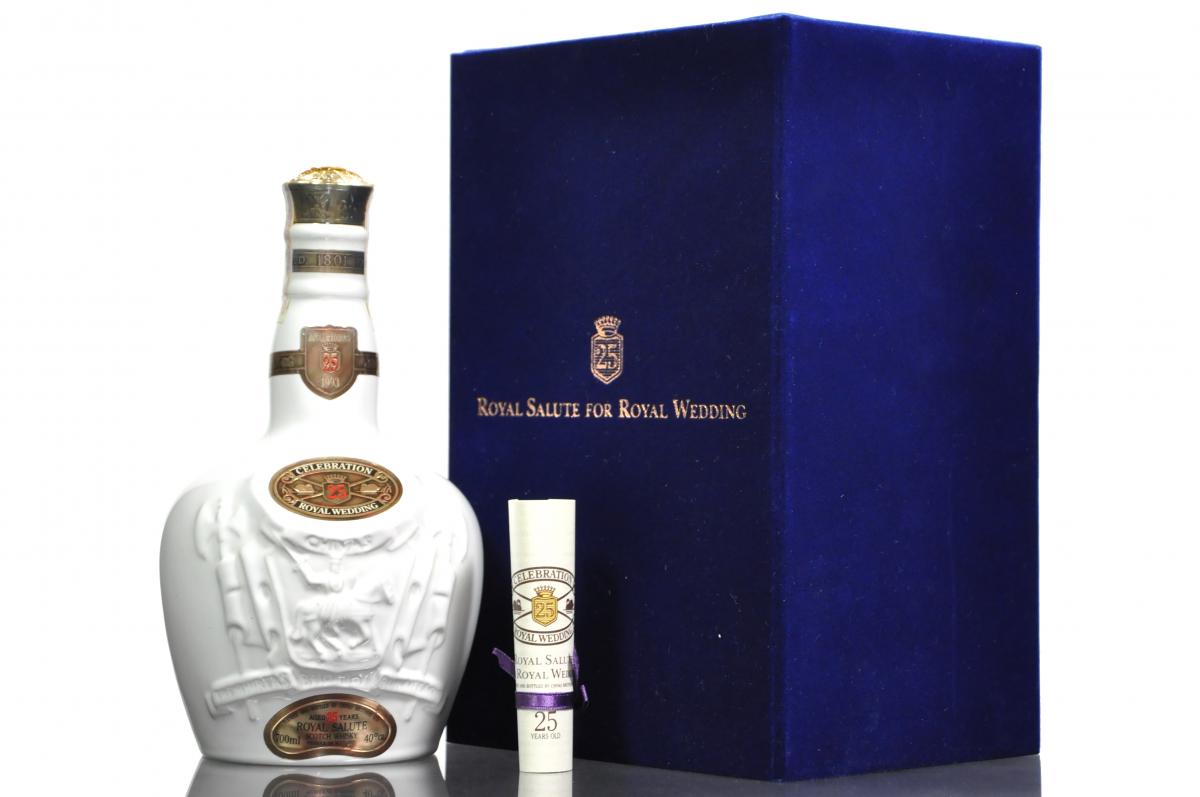 giá rượu Royal Salute 25 năm