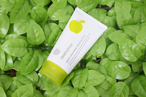 Sữa Rửa Mặt Táo Xanh  Innisfree Apple Juicy Deep Cleansing Foam