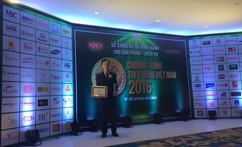 LAICA nhận giải Tin và Dùng Việt Nam 2016