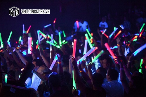Que phát sáng lighstick cho event, liveshow, tiệc giá rẻ nhất tại Hà Nội