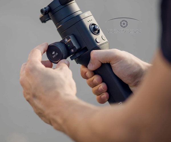 Gimbal cầm tay chống rung cho máy ảnh, máy quay chuyên dụng Ronin-S Standard Kit