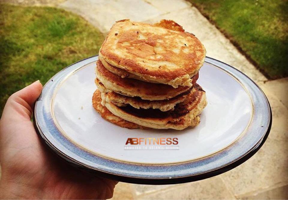 Protein Pancake - thích hợp cho ăn sáng hoặc snack giữa buổi.