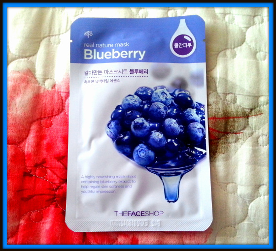 Real Nature Mask của The Face Shop: Blueberry