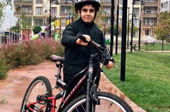 Nhiều trẻ em ở Thổ Nhĩ Kỳ được tặng xe đạp
